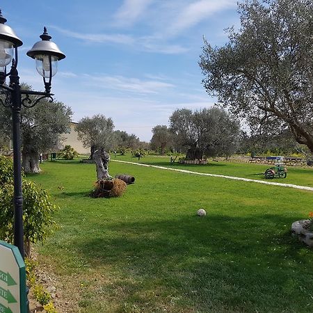 Agriturismo Donna Beatrice Бьанко Экстерьер фото