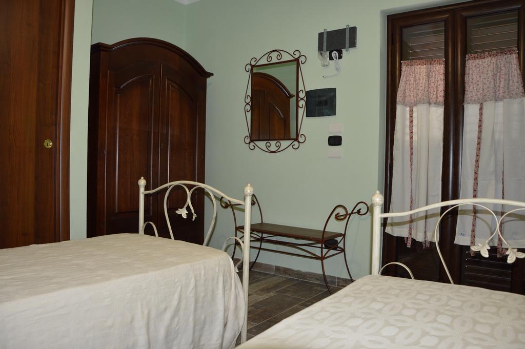 Agriturismo Donna Beatrice Бьанко Экстерьер фото