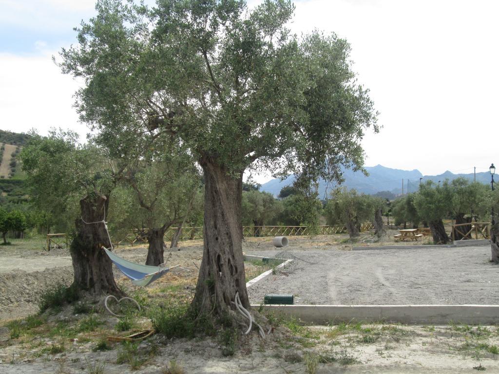 Agriturismo Donna Beatrice Бьанко Экстерьер фото